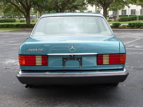 Used 1991 Mercedes-Benz 300 SE image 6