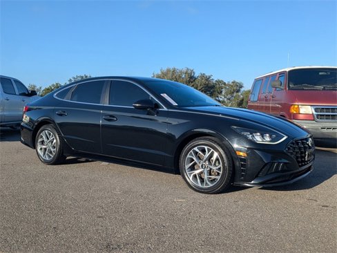 Used 2020 Hyundai Sonata SEL image 2
