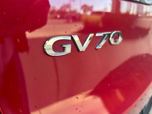 Used 2023 Genesis GV70 2.5T w/ Advanced Package image 10