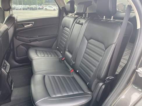 Used 2019 Ford Edge SEL w/ Equipment Group 201A image 13