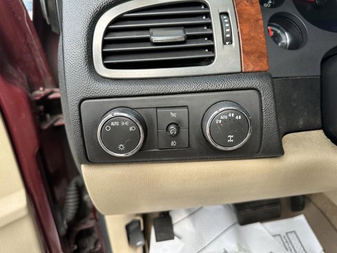Used 2008 Chevrolet Avalanche LTZ image 23