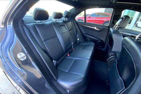 Used 2013 Mercedes-Benz C 250 Sedan image 17