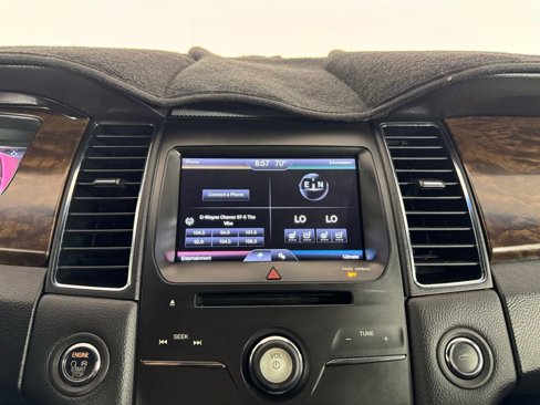 Used 2014 Ford Taurus Limited image 19