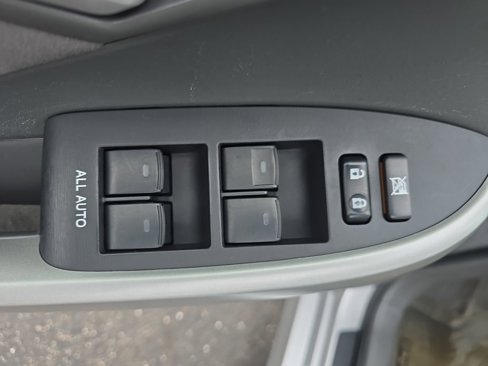 Used 2010 Toyota Prius Two image 25