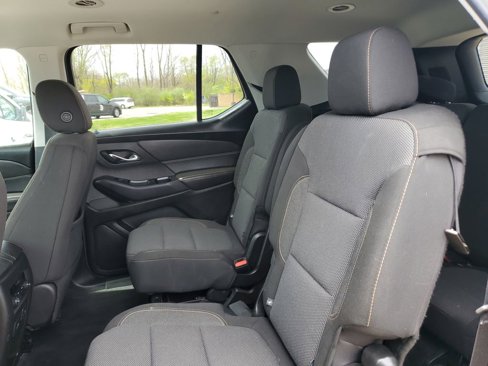 Used 2020 Chevrolet Traverse LT image 9