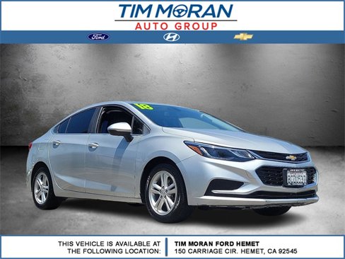 Used 2018 Chevrolet Cruze LT image 1