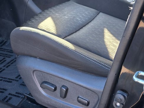 Used 2020 Nissan Rogue SV image 21