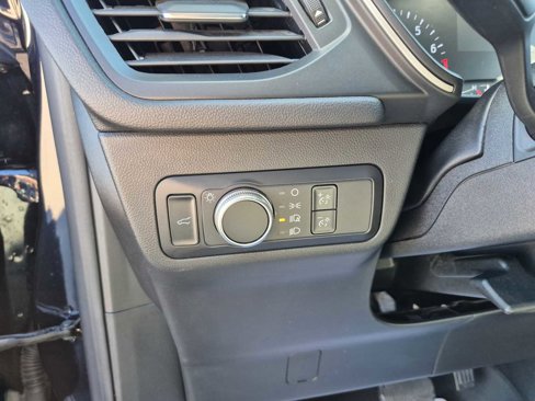 Used 2021 Ford Escape SE w/ SE Sport Appearance Package image 15