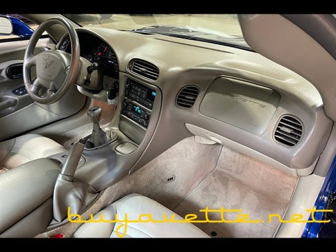 Used 2004 Chevrolet Corvette Coupe w/ Preferred Equipment Group image 14