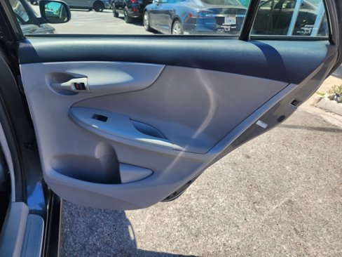 Used 2013 Toyota Corolla L image 15