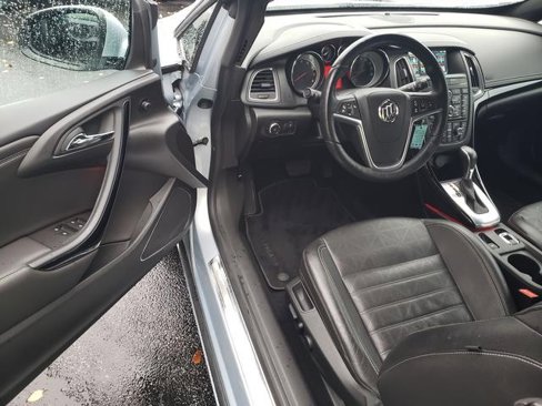 Used 2016 Buick Cascada Premium image 9