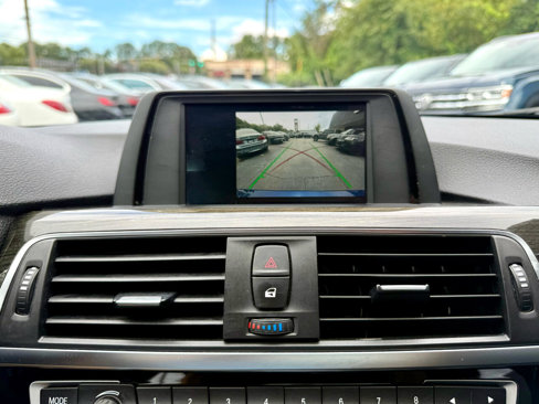 Used 2018 BMW 320i Sedan image 18