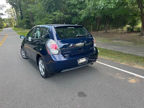 Used 2009 Pontiac Vibe w/ Preferred Package image 10