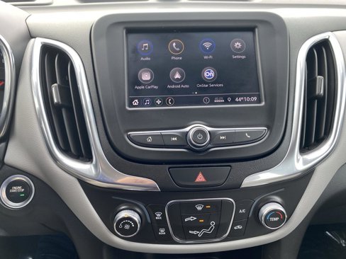 Used 2021 Chevrolet Equinox LS image 24