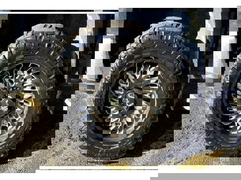 Used 2009 GMC Sierra 2500 W/T image 8