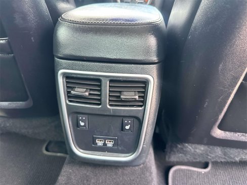 Used 2020 Chrysler 300 Limited image 19
