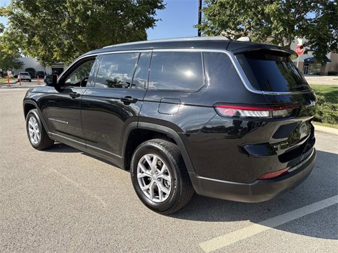 Used 2022 Jeep Grand Cherokee L Limited image 7