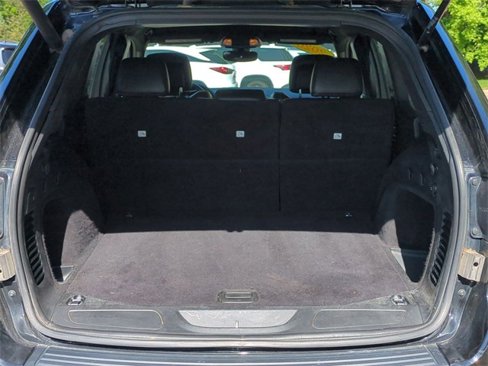 Used 2020 Jeep Grand Cherokee Altitude image 24