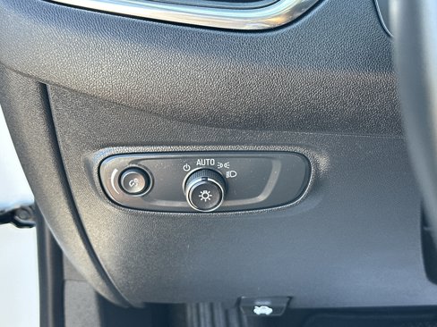 Certified 2024 Chevrolet Equinox LT image 16