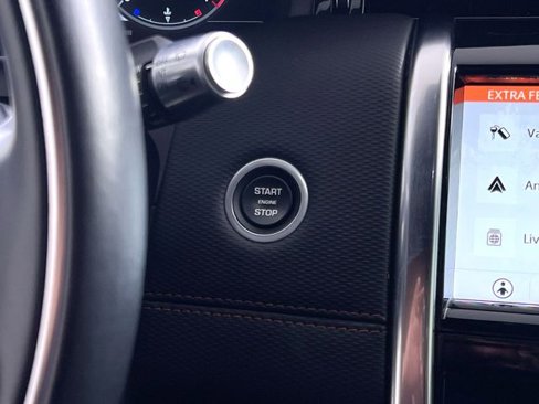 Used 2020 Land Rover Discovery Sport SE R-Dynamic image 27