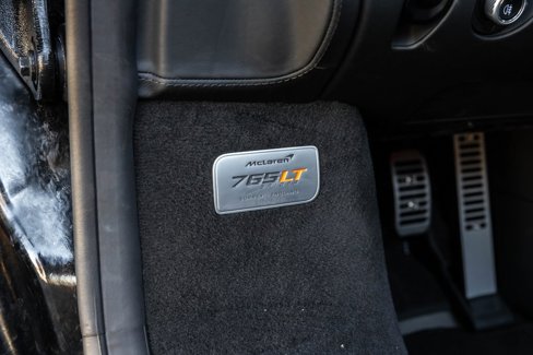 Used 2022 McLaren 765LT image 50