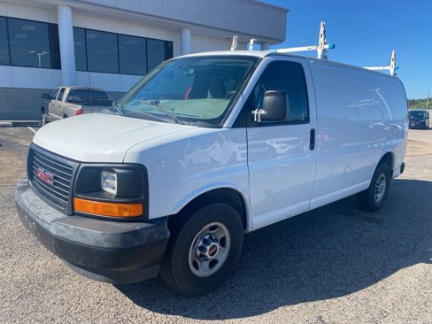 Used 2017 GMC Savana 2500 image 3