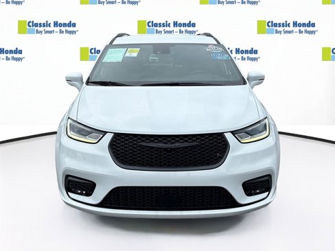 Used 2021 Chrysler Pacifica Touring w/ S Appearance Package image 2