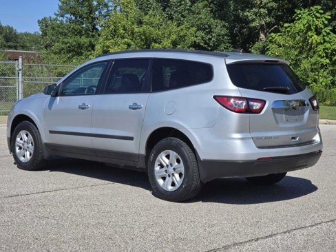 Used 2017 Chevrolet Traverse LS image 18