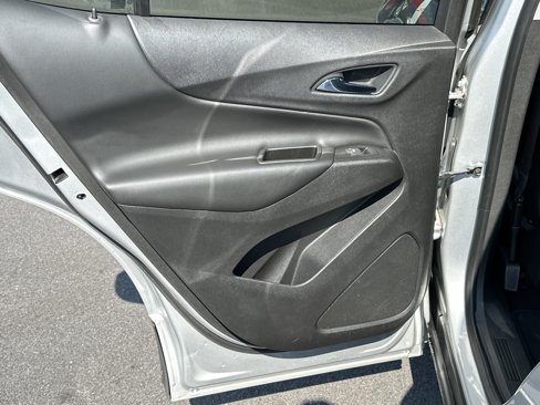 Certified 2020 Chevrolet Equinox LT w/ Driver Convenience Package image 21