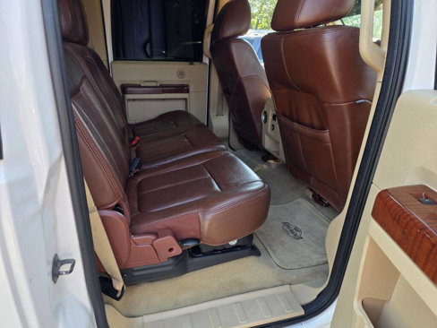 Used 2011 Ford F350 King Ranch w/ King Ranch w/Chrome Pkg image 34