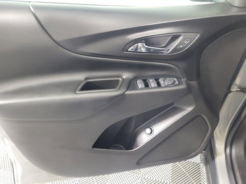 Used 2018 Chevrolet Equinox LT w/ Sun & Infotainment Package image 22