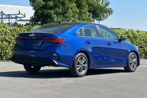 Used 2023 Kia Forte LXS image 4