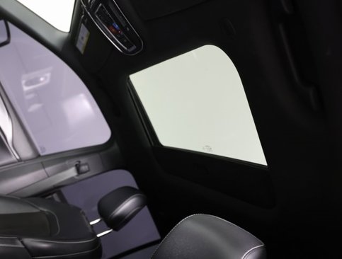 Used 2023 Jeep Grand Cherokee Altitude image 12