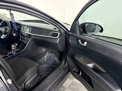 Used 2019 Kia Optima LX image 31