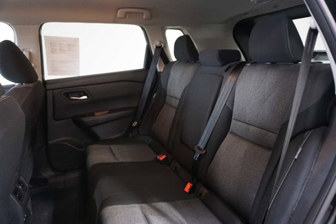 Used 2024 Nissan Rogue SV image 15