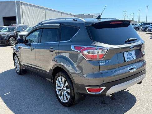 Used 2018 Ford Escape Titanium image 35