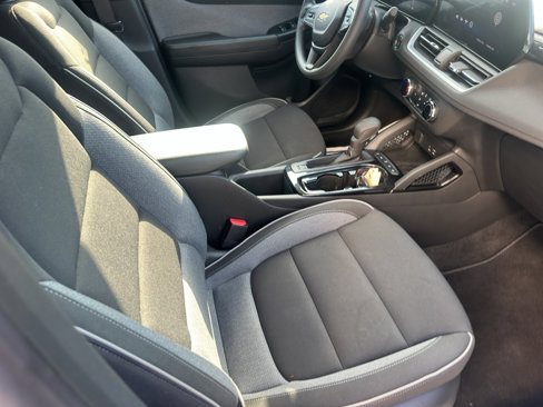 Used 2024 Chevrolet TrailBlazer LS w/ LS Convenience Package image 12
