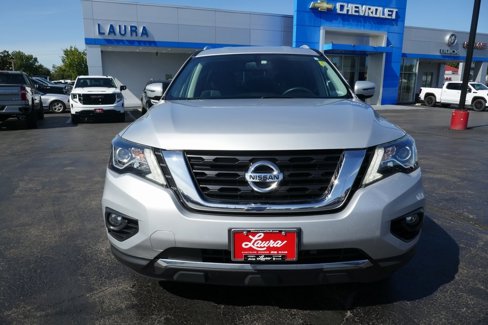 Used 2019 Nissan Pathfinder SV image 9