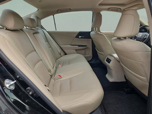 Used 2017 Honda Accord EX-L image 12