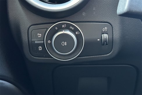 Used 2018 Alfa Romeo Stelvio Sport w/ Cold Weather Package image 31