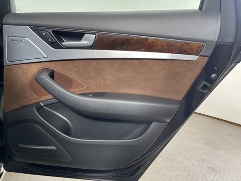 Used 2015 Audi A8 4.0T w/ Premium Package image 14