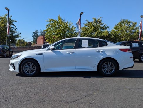 Used 2020 Kia Optima LX image 2