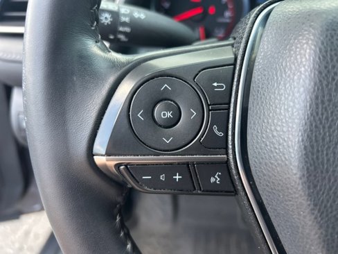Used 2020 Toyota Camry XSE image 22