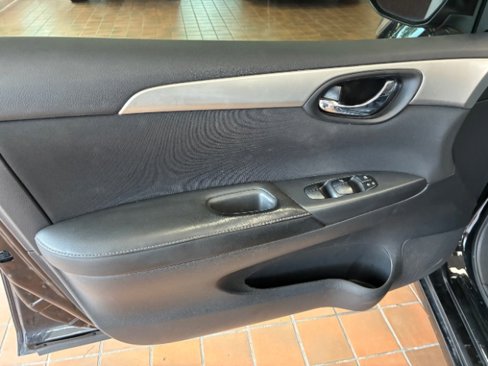 Used 2017 Nissan Sentra S w/ S Style Package image 16