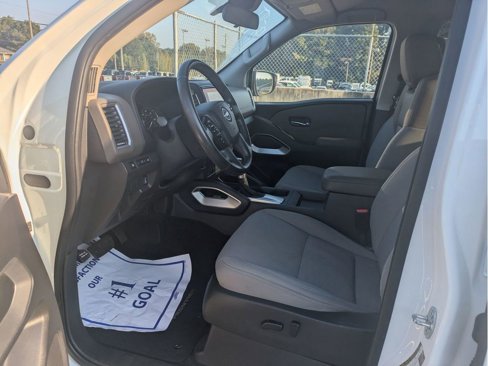 Used 2023 Nissan Frontier SV w/ SV Convenience Package image 14