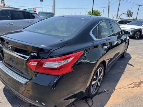 Used 2016 Nissan Altima 2.5 SR image 5
