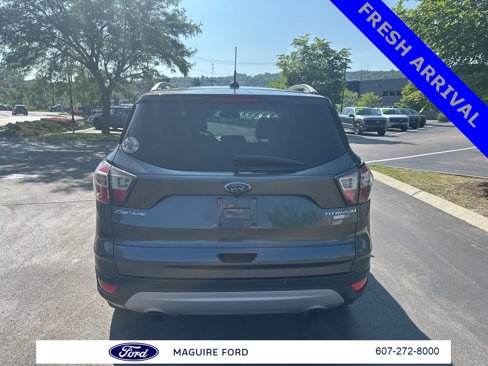 Used 2017 Ford Escape Titanium image 6