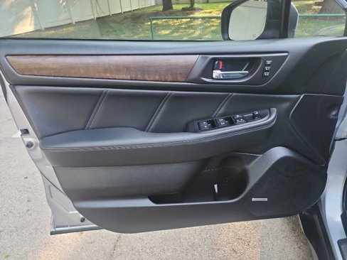 Used 2019 Subaru Outback 2.5i Limited image 15