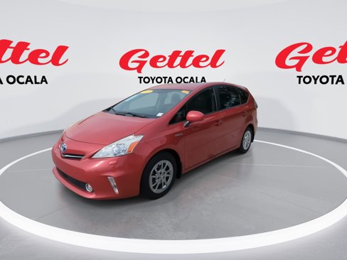 Used 2013 Toyota Prius V Five image 4
