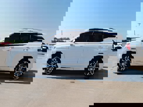 Used 2023 GMC Terrain Denali w/ Denali Premium Package image 2